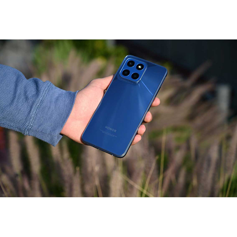 X6 5G از برند آنر یک گوشی هوشمند پیشرفته است که با قابلیت‌ها و ویژگی‌های برتر خود شما را به تجربه‌ای جدید از فناوری و ارتباطات راهنمایی می‌کند.